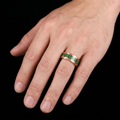 Mens Green Emerald Ring ~ Hammered Tungsten Ring (8mm, 4mm) ~ Rose Gold Wedding Band ~ Emerald Jewelry Gift for Her ~ Modern 