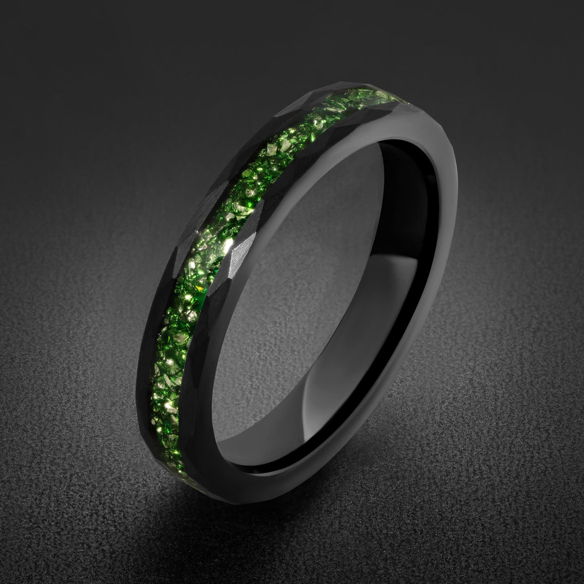 Emerald Ring, Hammered Black Tungsten Ring, Mens Wedding Band, Womens Wedding Ring, Anniversary Gift, Comfort Fit, 4mm, 8mm R
