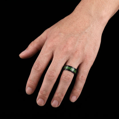 Emerald Ring, Hammered Black Tungsten Ring, Mens Wedding Band, Womens Wedding Ring, Anniversary Gift, Comfort Fit, 4mm, 8mm R